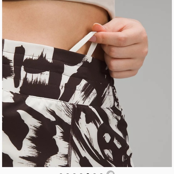 LULULEMON Hotty Hot High-Rise Lined Short 4" - Picture 4 of 8